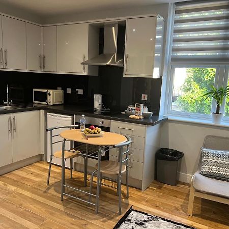 The Grande Residence - Close To Central London & Next To Northfield Tube Station Hanwell Ngoại thất bức ảnh